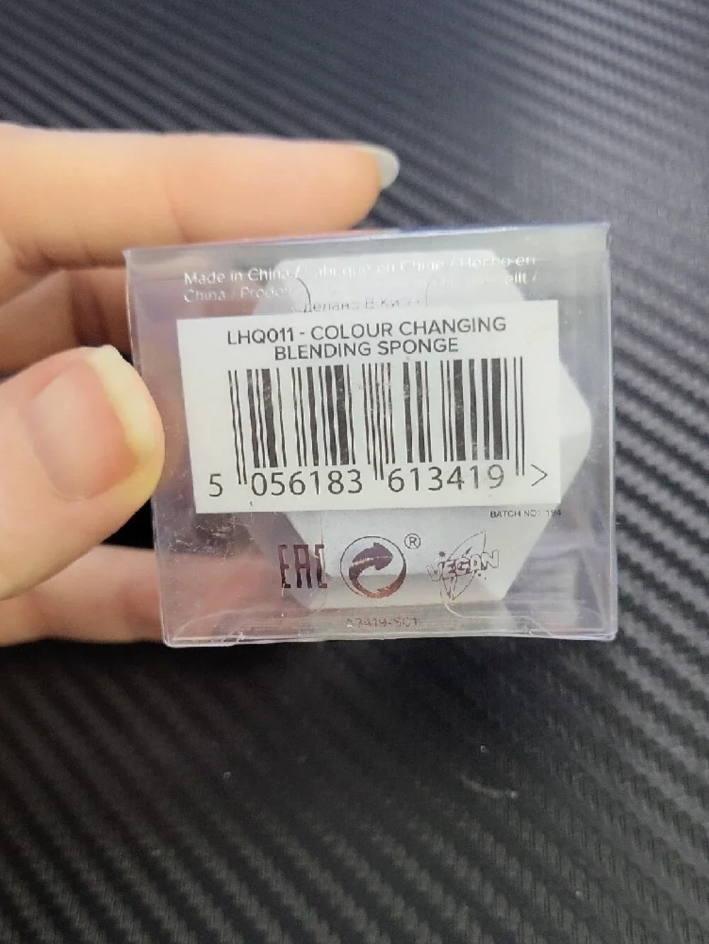 new Lottie London Harley Quinn Daring Diamond Blending Sponge — White